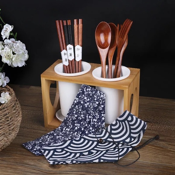 4/$32 Premium Wooden Utensils Set - Picture 2 of 5